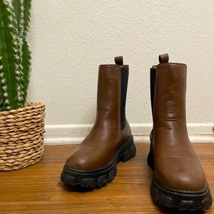 Dolce Vita ⌇ Platform Chelsea Boots